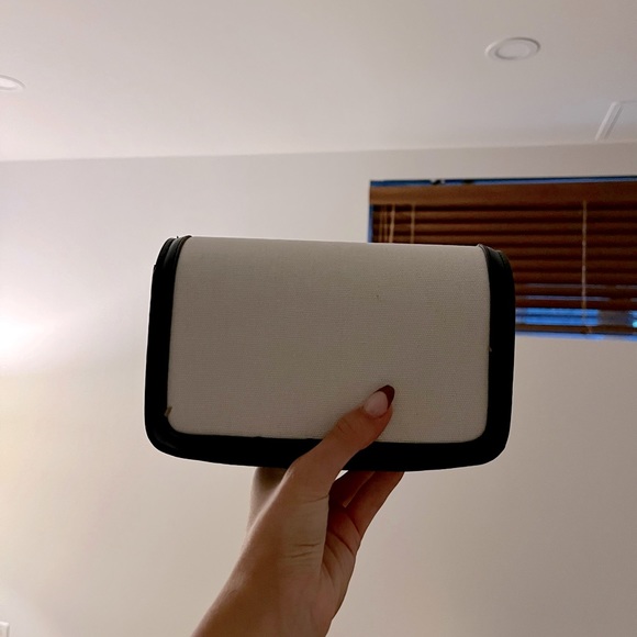 PURSE - Picture 3 of 6